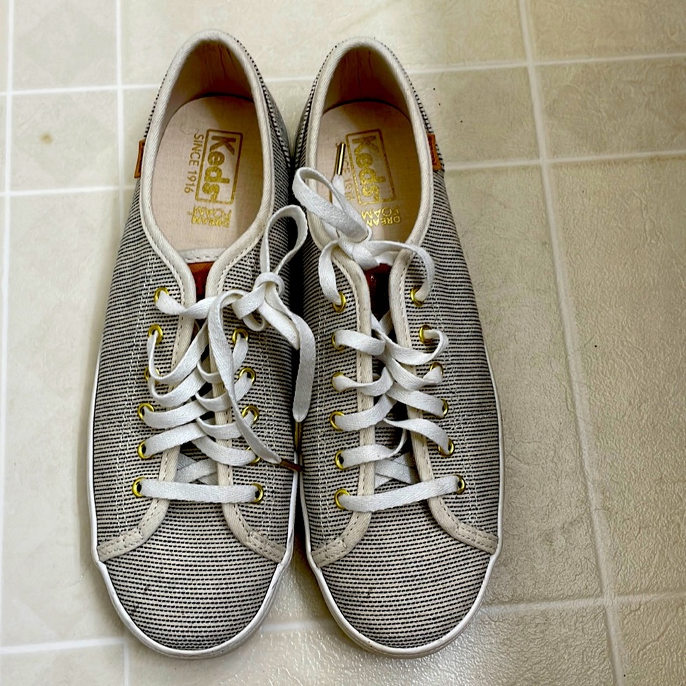 Keds dream foam shoes 👟 size 6.5